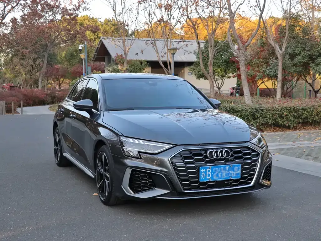Audi A3 2024 из CN, фото 5