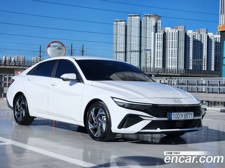 Hyundai AVANTE — фото 3