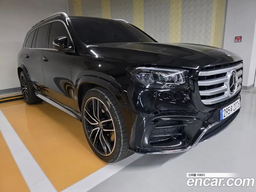 Mercedes-Benz GLS-Class — фото 10