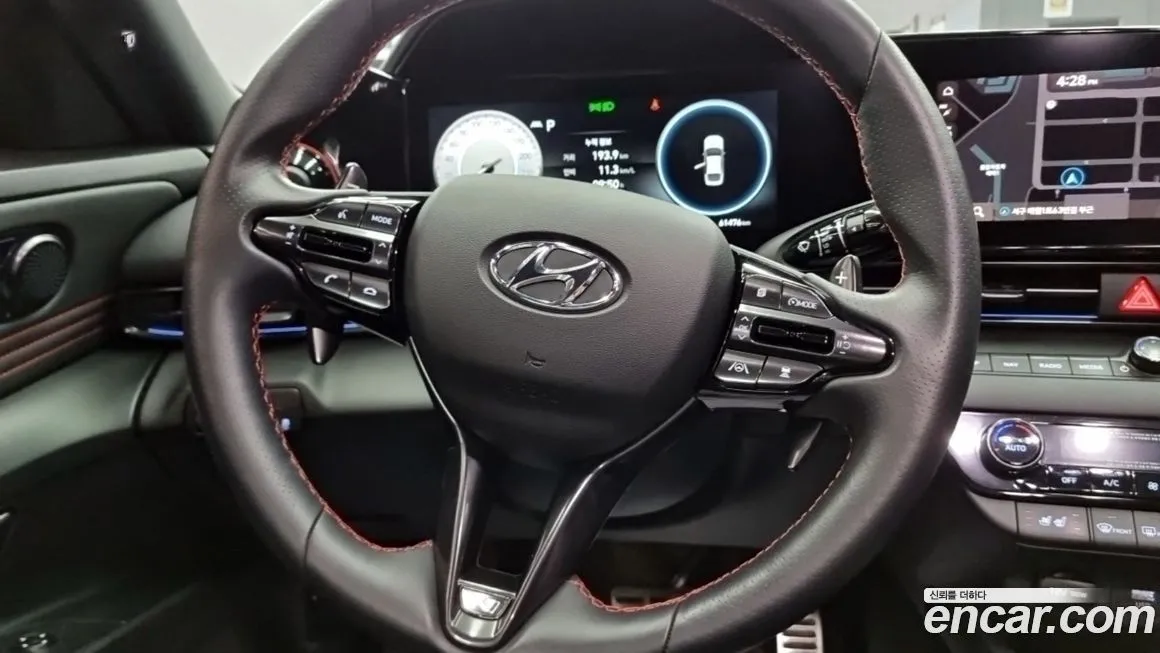 Hyundai AVANTE — фото 8