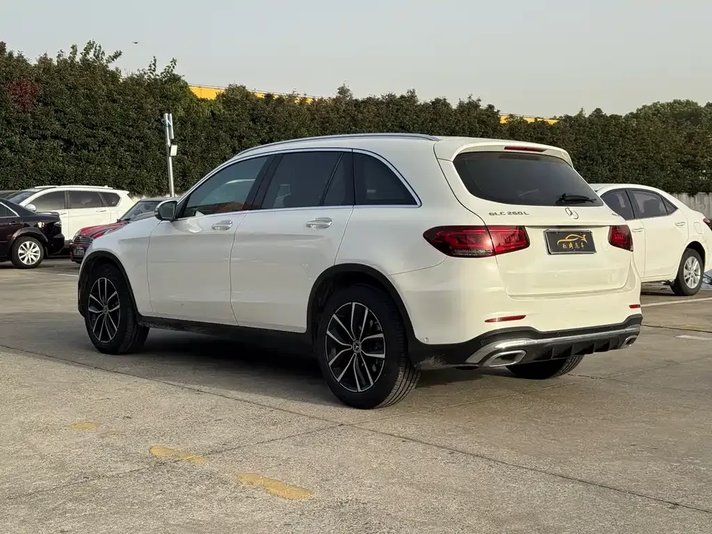Mercedes-Benz GLC 2022 из CN, фото 8