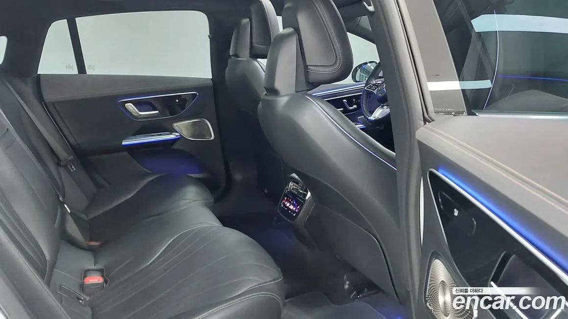 Mercedes-Benz EQE 2023 из KR, фото 8