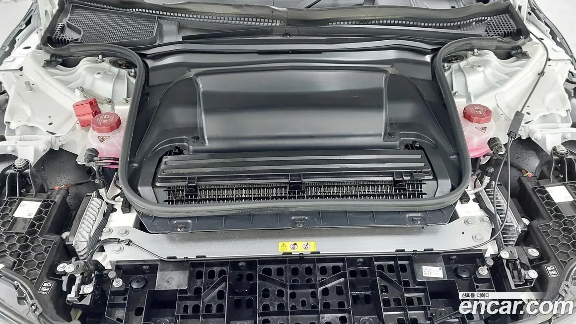 Mercedes-Benz EQE 2023 из KR, фото 9