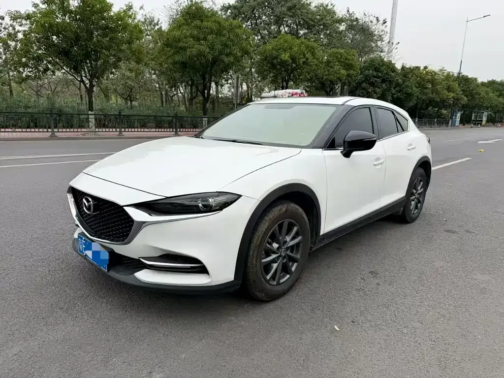 Mazda CX-4 2023 из CN, фото 1