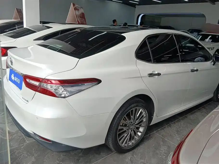Toyota Camry 2021 из CN, фото 7