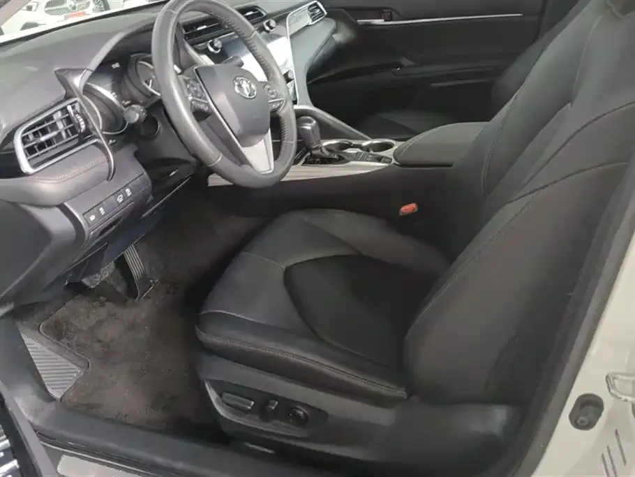 Toyota Camry 2021 из CN, фото 9
