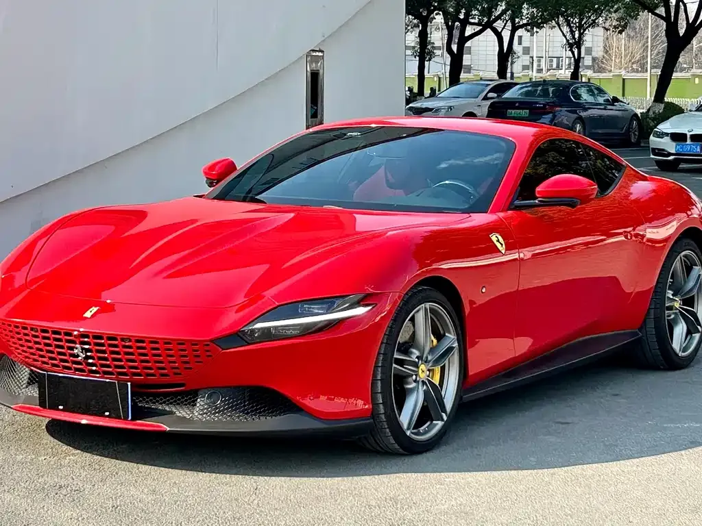 Ferrari Roma — фото 1