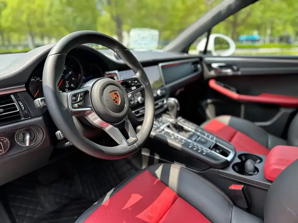 Porsche Macan 2022 из CN, фото 3