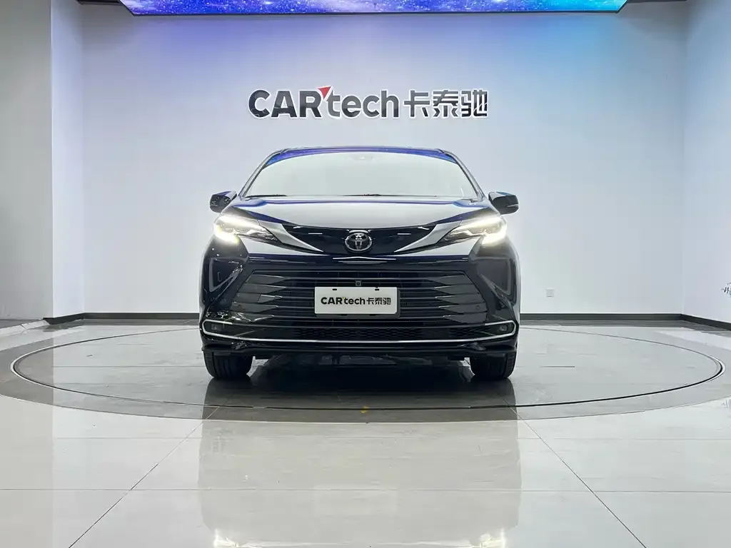 Toyota Sienna 2025 из CN, фото 6