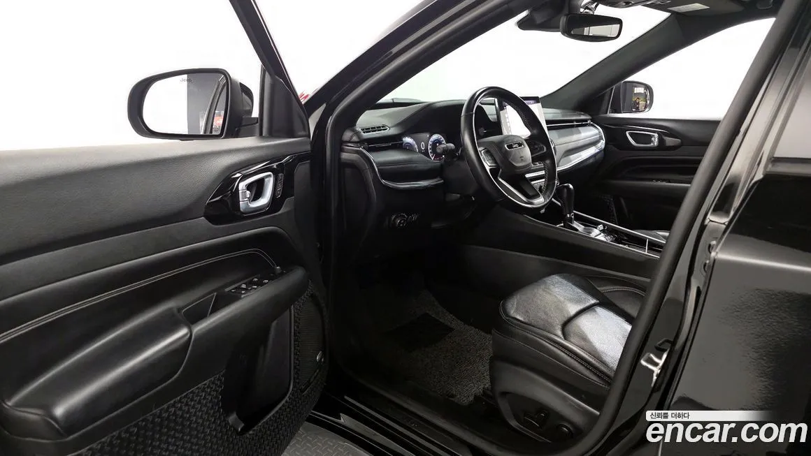 Jeep Compass 2022 из KR, фото 9