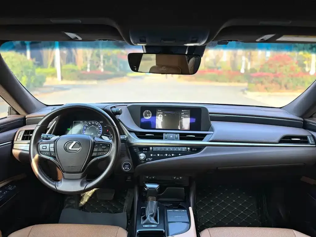 Lexus ES 2021 из CN, фото 3