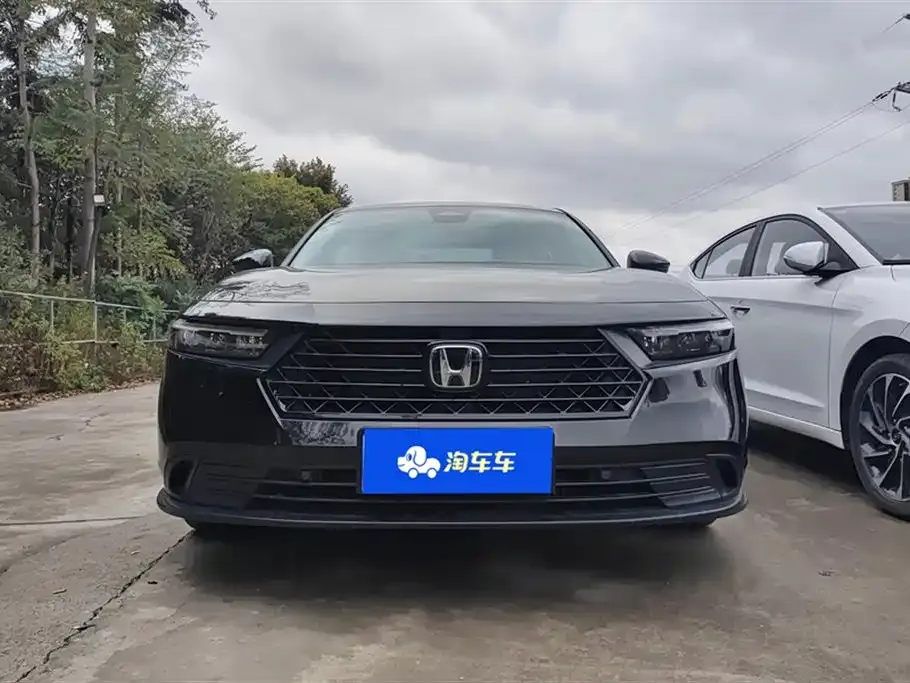 Honda Accord 2023 из CN, фото 2