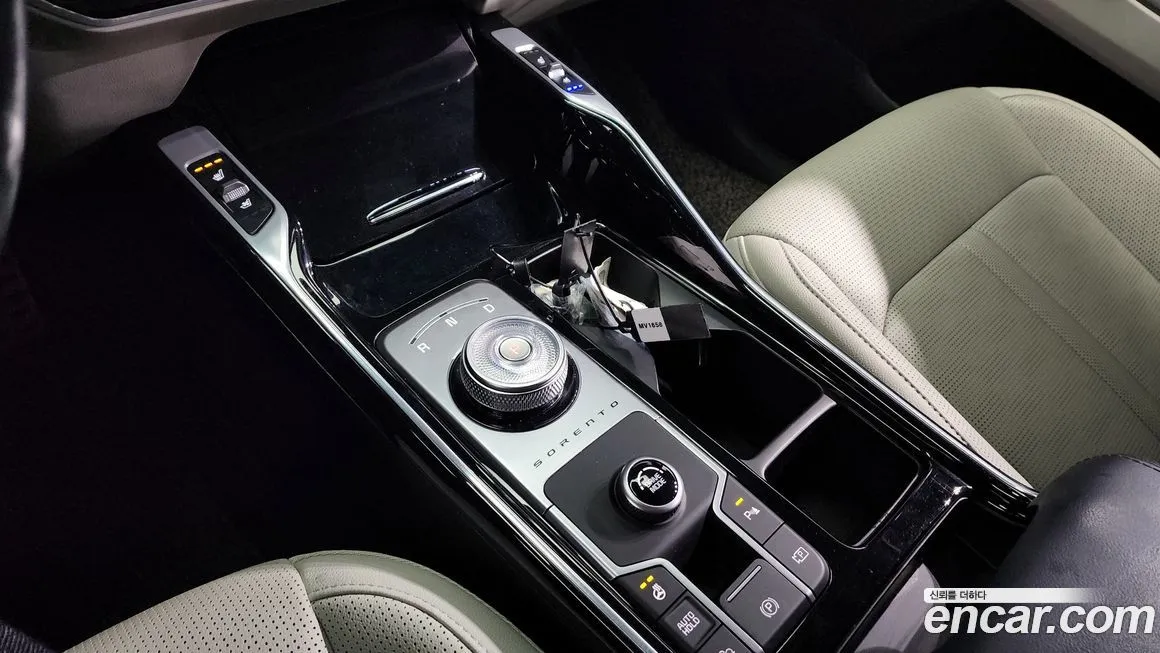 Kia Sorento — фото 8