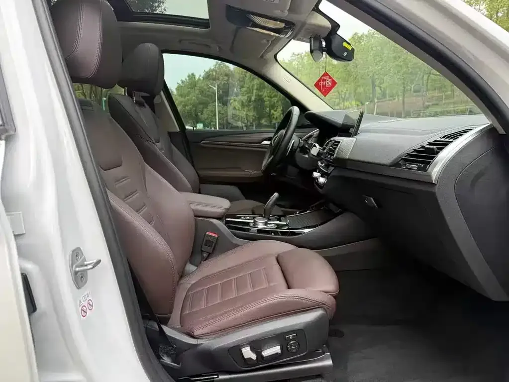 BMW X3 2021 из CN, фото 2