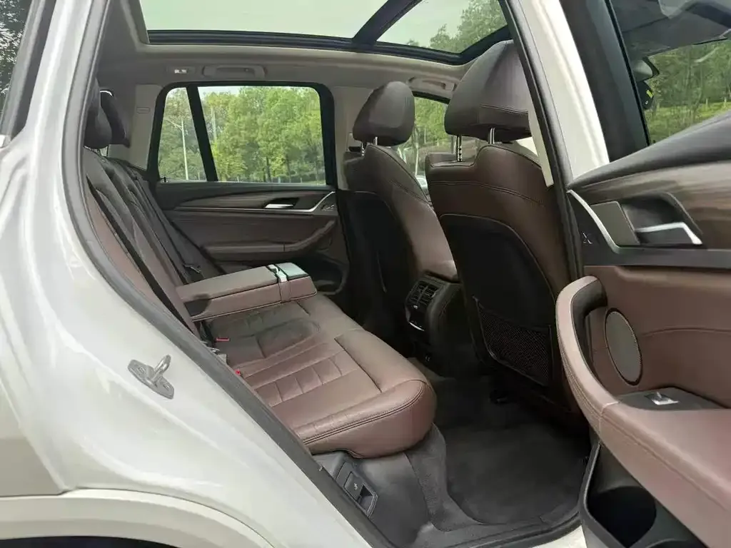 BMW X3 2021 из CN, фото 3