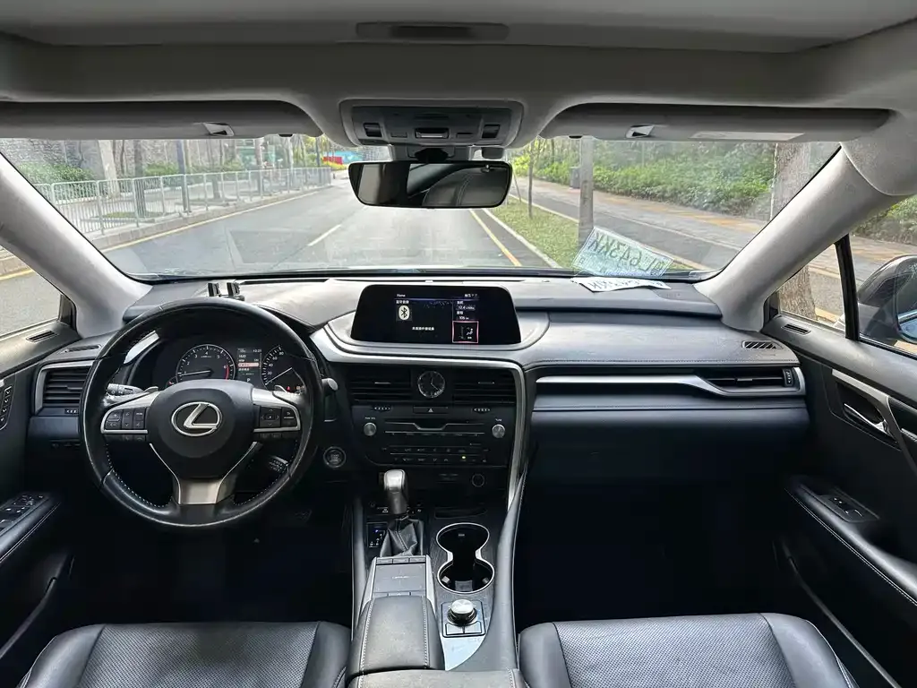 Lexus RX — фото 2