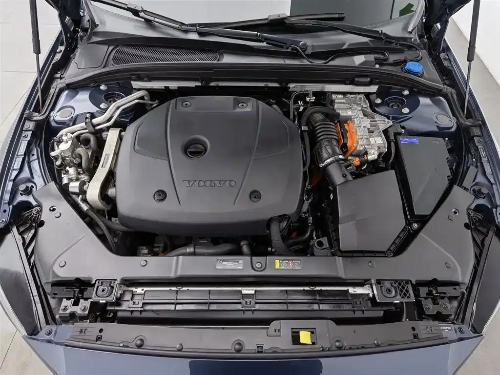 Volvo S60 PHEV 2022 из CN, фото 10