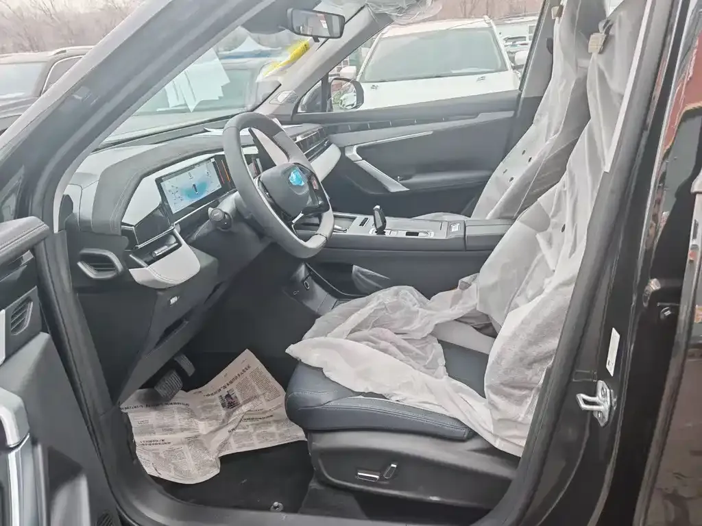 Geely Boyue L 2025 из CN, фото 4