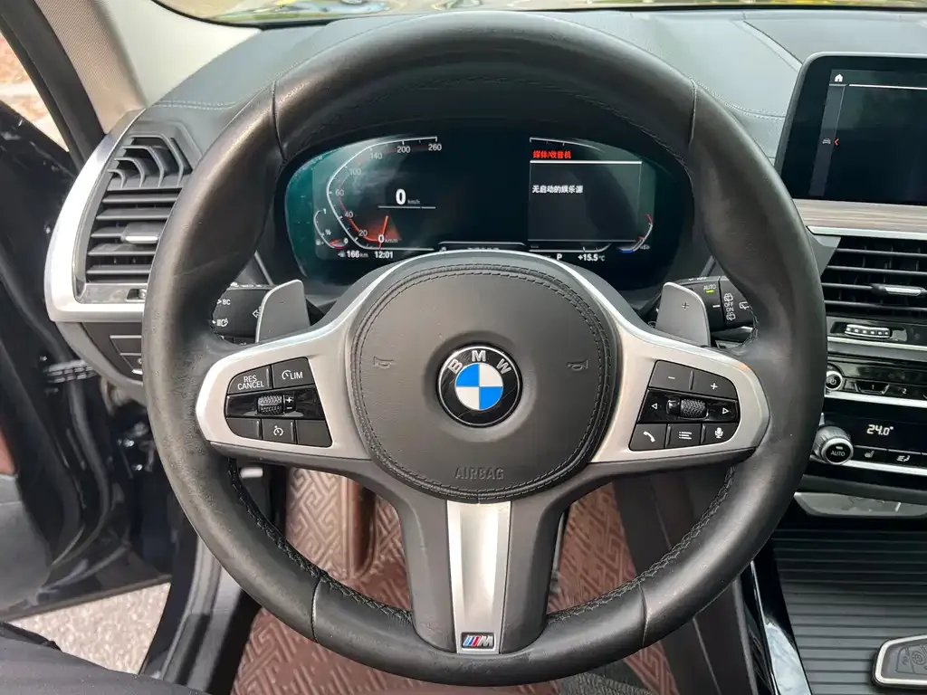 BMW X3 — фото 2