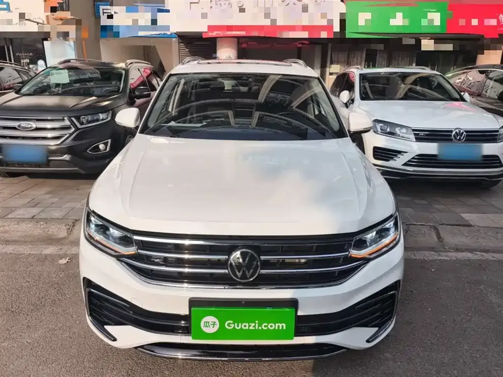 Volkswagen Tiguan L 2023 из CN, фото 3