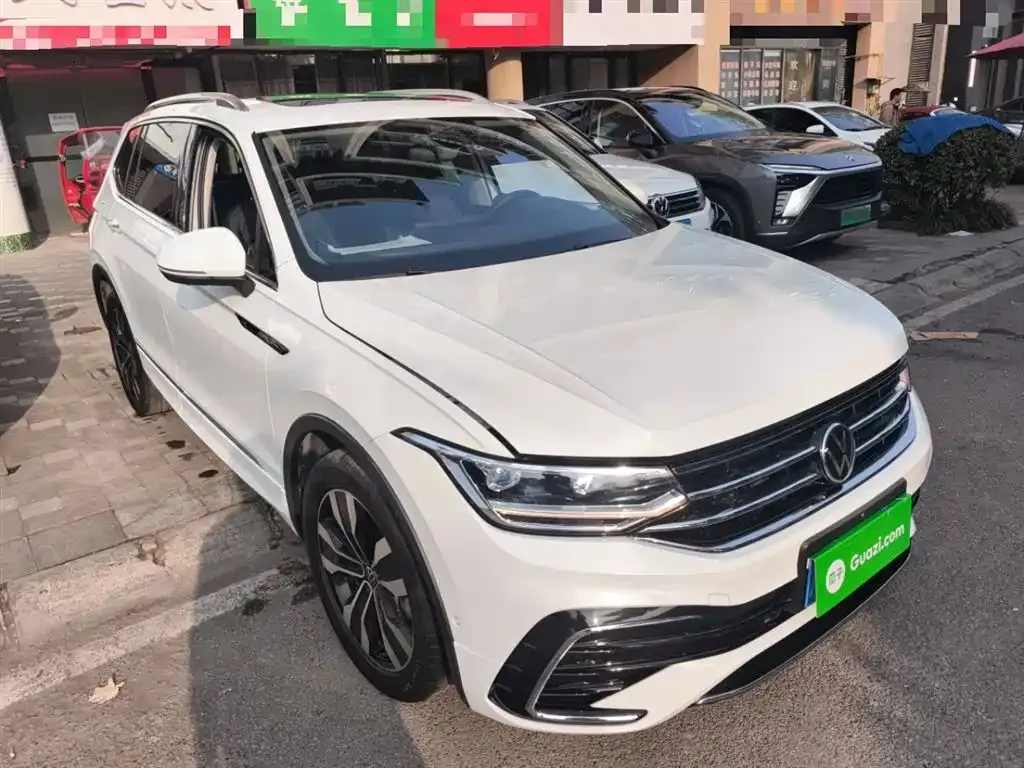 Volkswagen Tiguan L 2023 из CN, фото 4