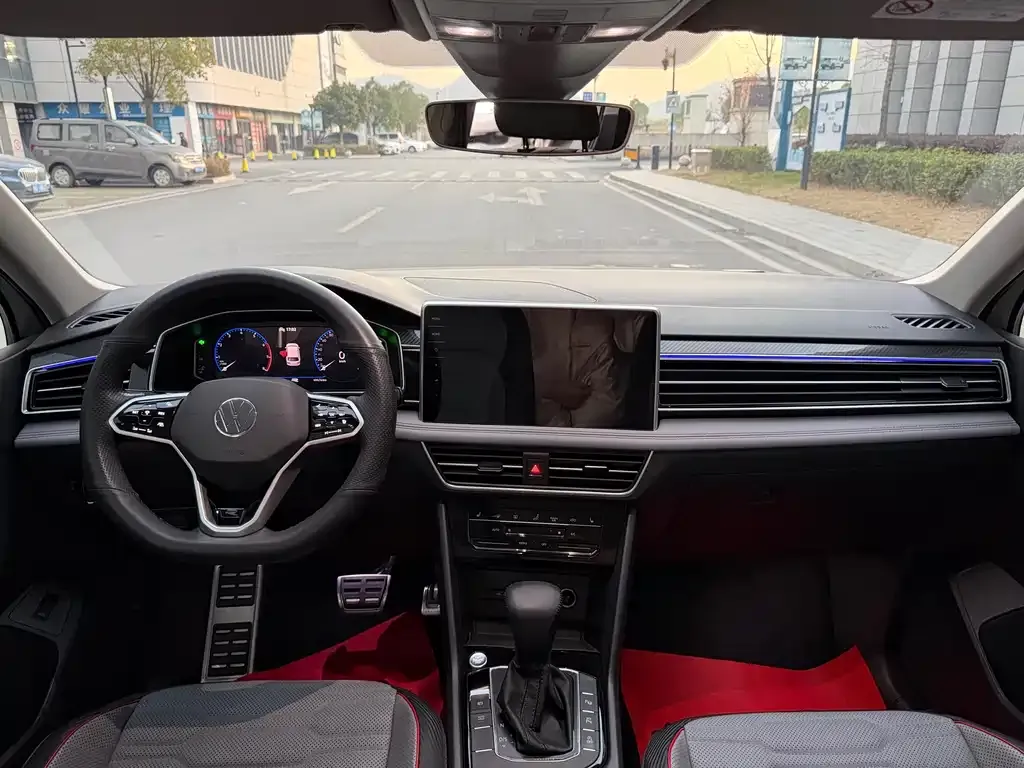 Volkswagen Tiguan L 2022 из CN, фото 4