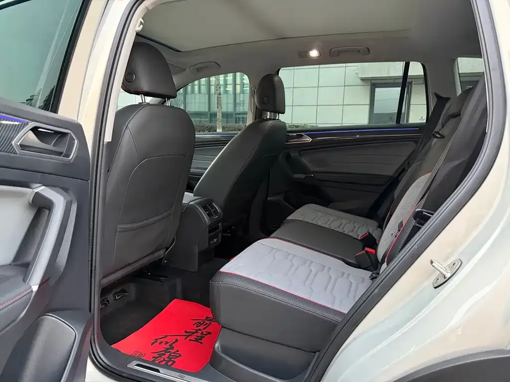 Volkswagen Tiguan L 2022 из CN, фото 6