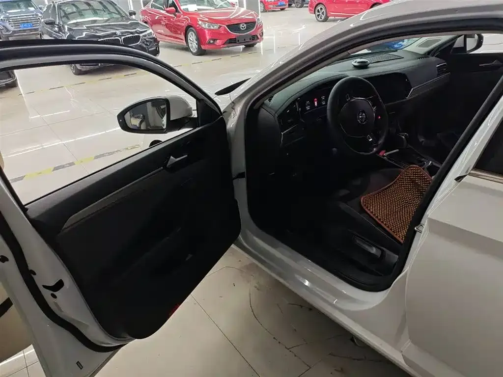 Volkswagen Sagitar 2021 из CN, фото 3