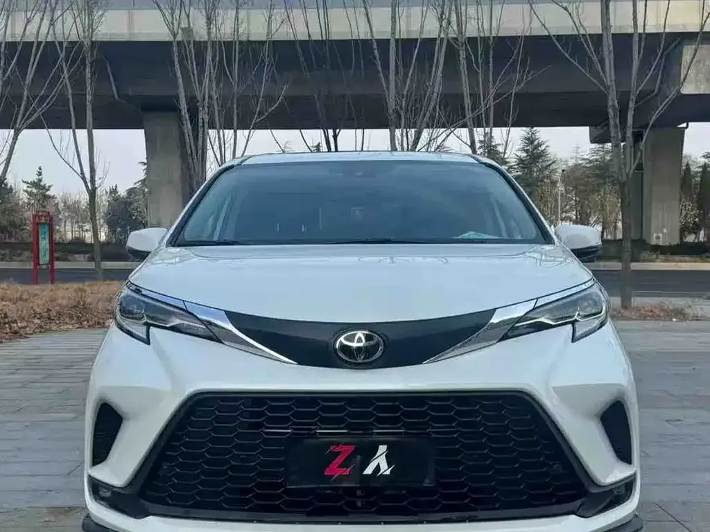 Toyota Granvia 2025 из CN, фото 1
