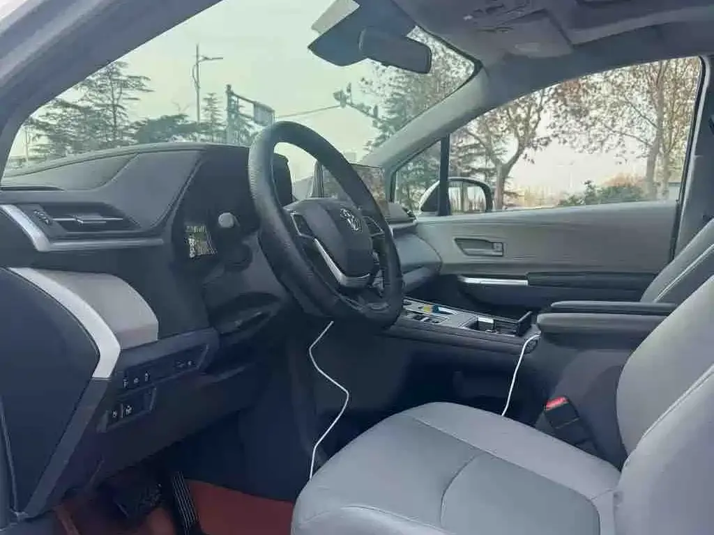 Toyota Granvia 2025 из CN, фото 6