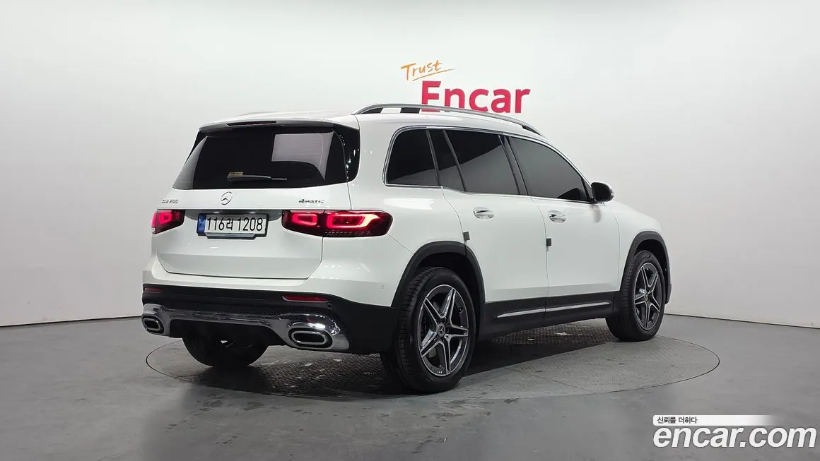 Mercedes-Benz GLB-Class — фото 4
