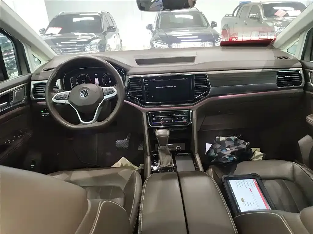 Volkswagen Viloran 2021 из CN, фото 4
