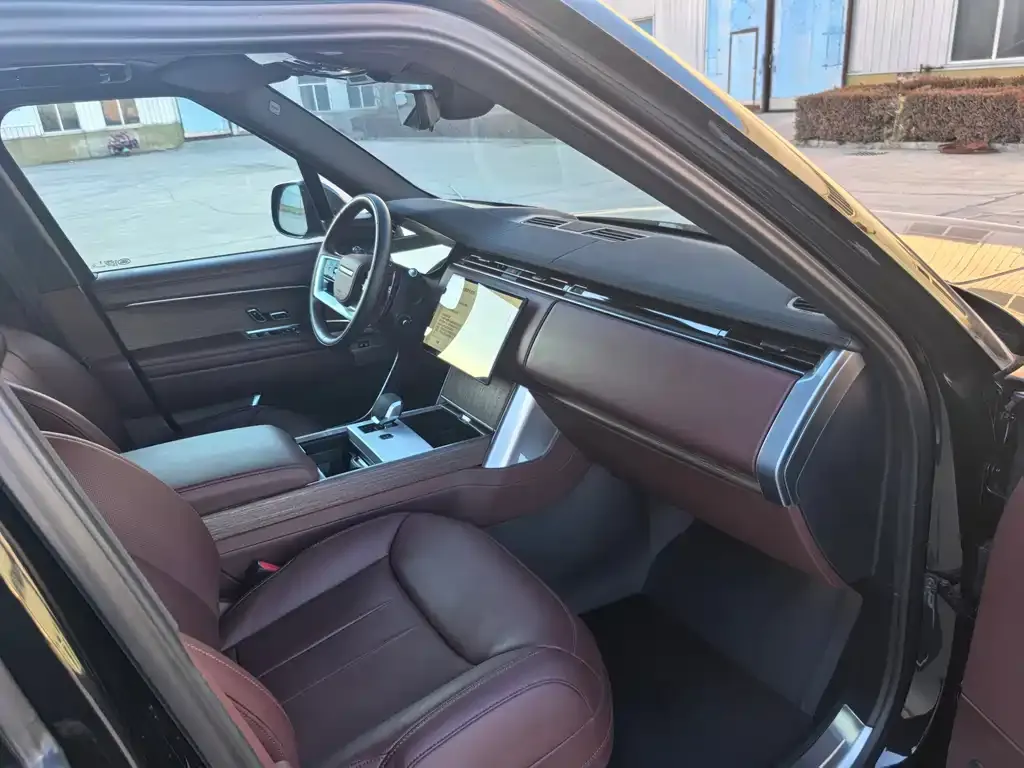 Land Rover Range Rover 2025 из CN, фото 6