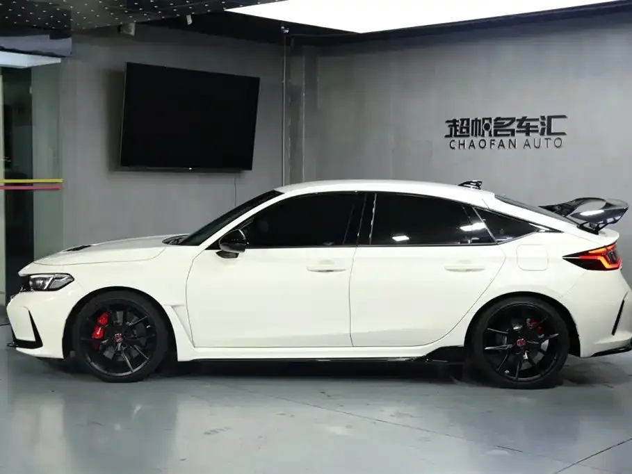 Honda Civic (Import) 2024 из CN, фото 10