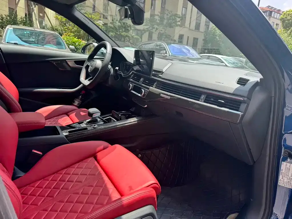 Audi S4 2024 из CN, фото 6