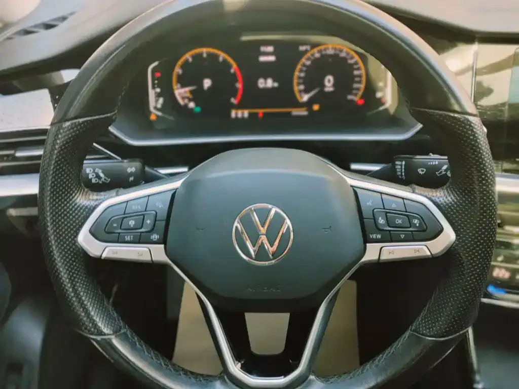 Volkswagen Passat 2022 из CN, фото 10
