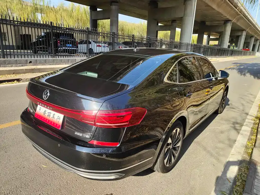 Volkswagen Passat 2022 из CN, фото 6