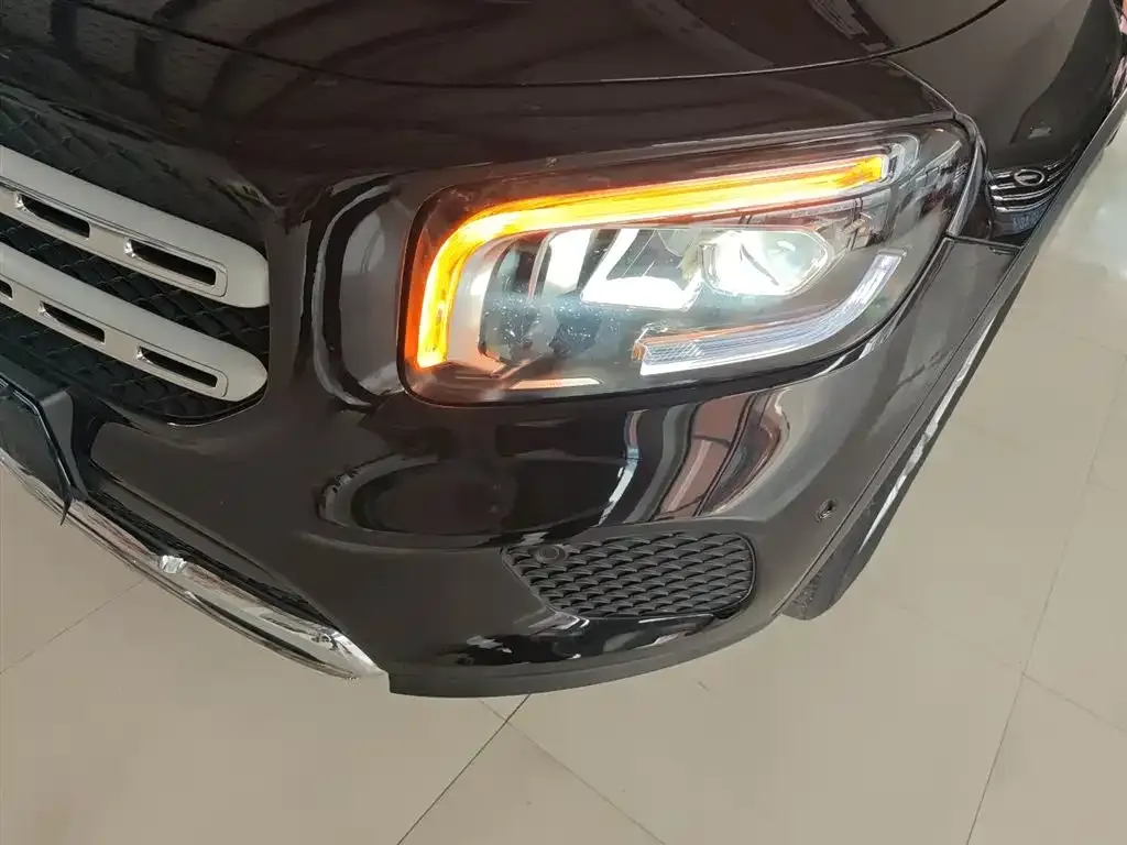 Mercedes-Benz GLB 2023 из CN, фото 7
