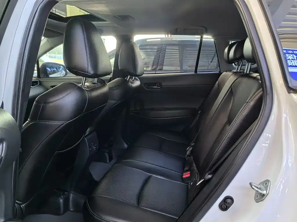 [object Object] Corolla Cross 2024 из CN, фото 9