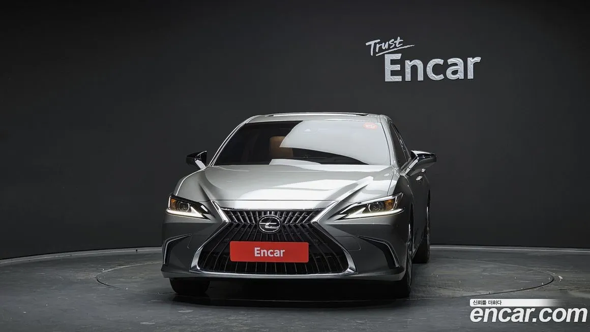 Lexus ES 2025 из KR, фото 2
