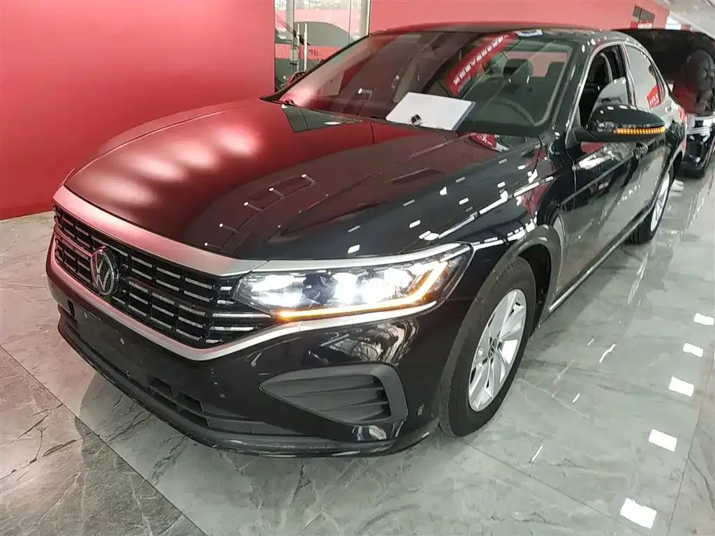 Volkswagen Passat 2023 из CN, фото 1