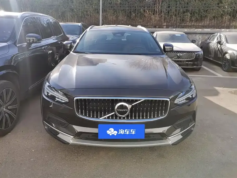 Volvo V90 2025 из CN, фото 7