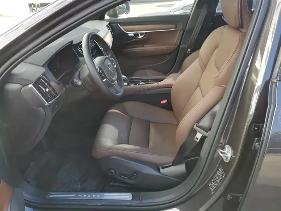 Volvo V90 2025 из CN, фото 10