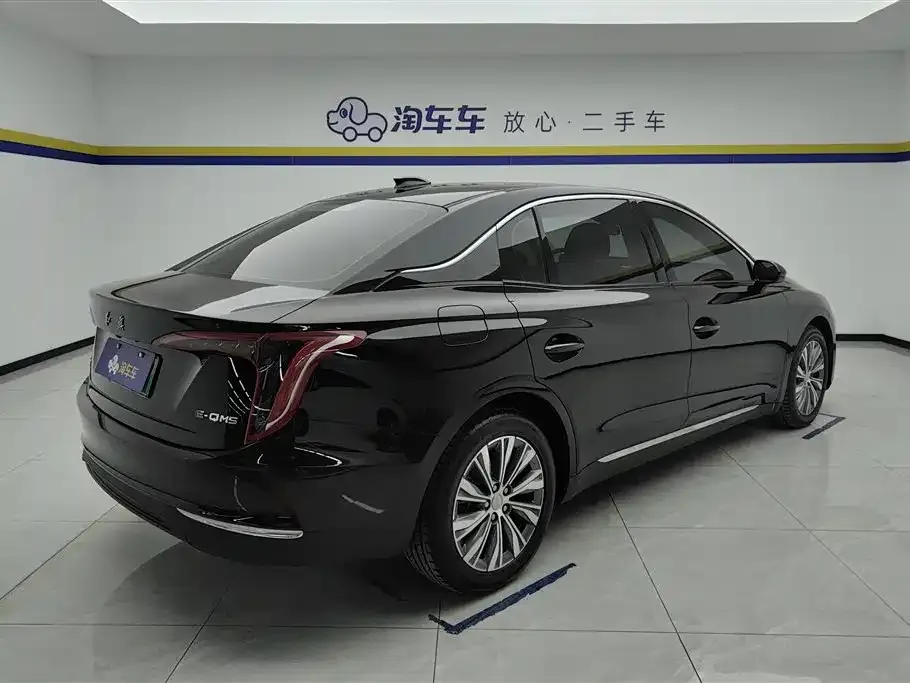 Hongqi E-QM5 — фото 8