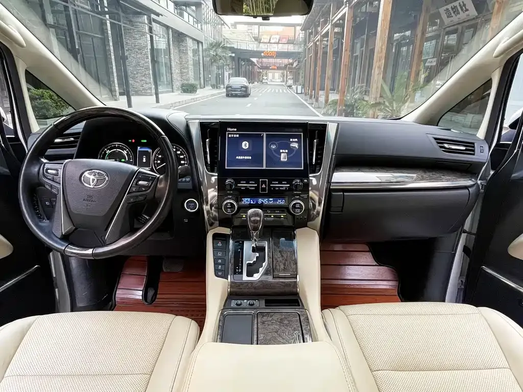 Toyota Vellfire 2021 из CN, фото 7