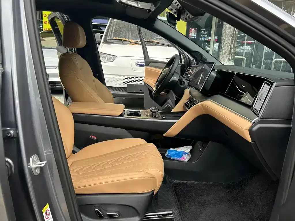 BYD L DM-i 2025 из CN, фото 2