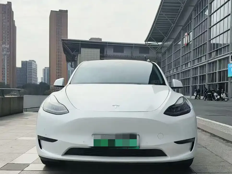 Tesla Model Y 2022 из CN, фото 7