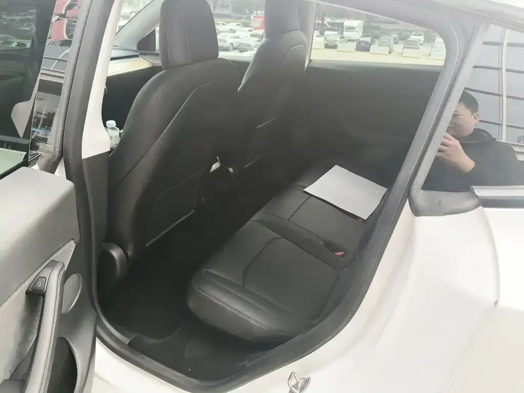 Tesla Model Y 2022 из CN, фото 3