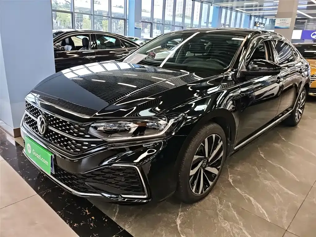 Volkswagen Passat 2023 из CN, фото 7