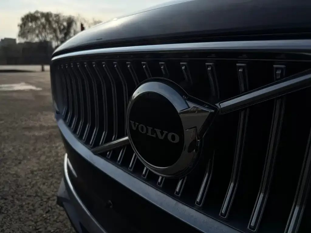 Volvo S90 — фото 2